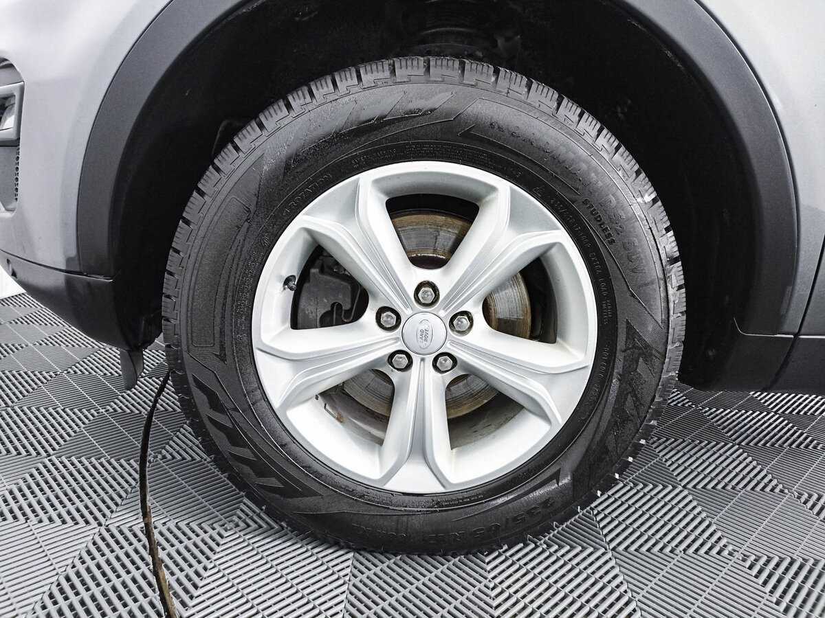 Land Rover Discovery Sport с пробегом — 2018 год. Фото: #15