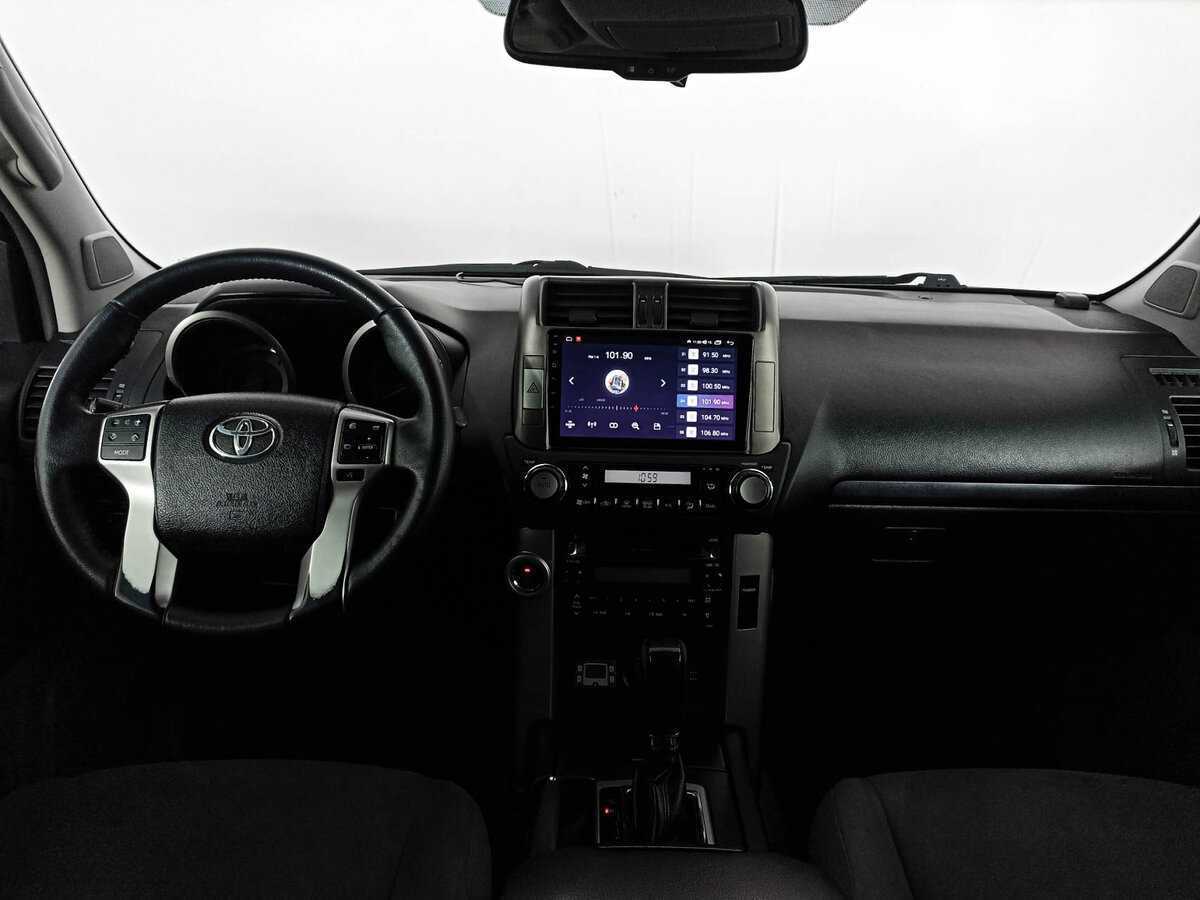 Toyota Land Cruiser Prado с пробегом — 2011 год. Фото: #13