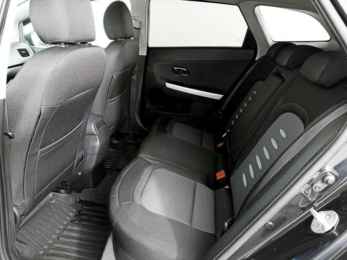 Kia Ceed с пробегом — 2015 год. Фото: #11