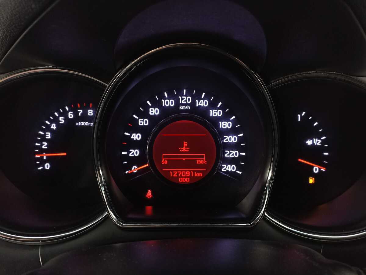 Kia Ceed с пробегом — 2015 год. Фото: #12