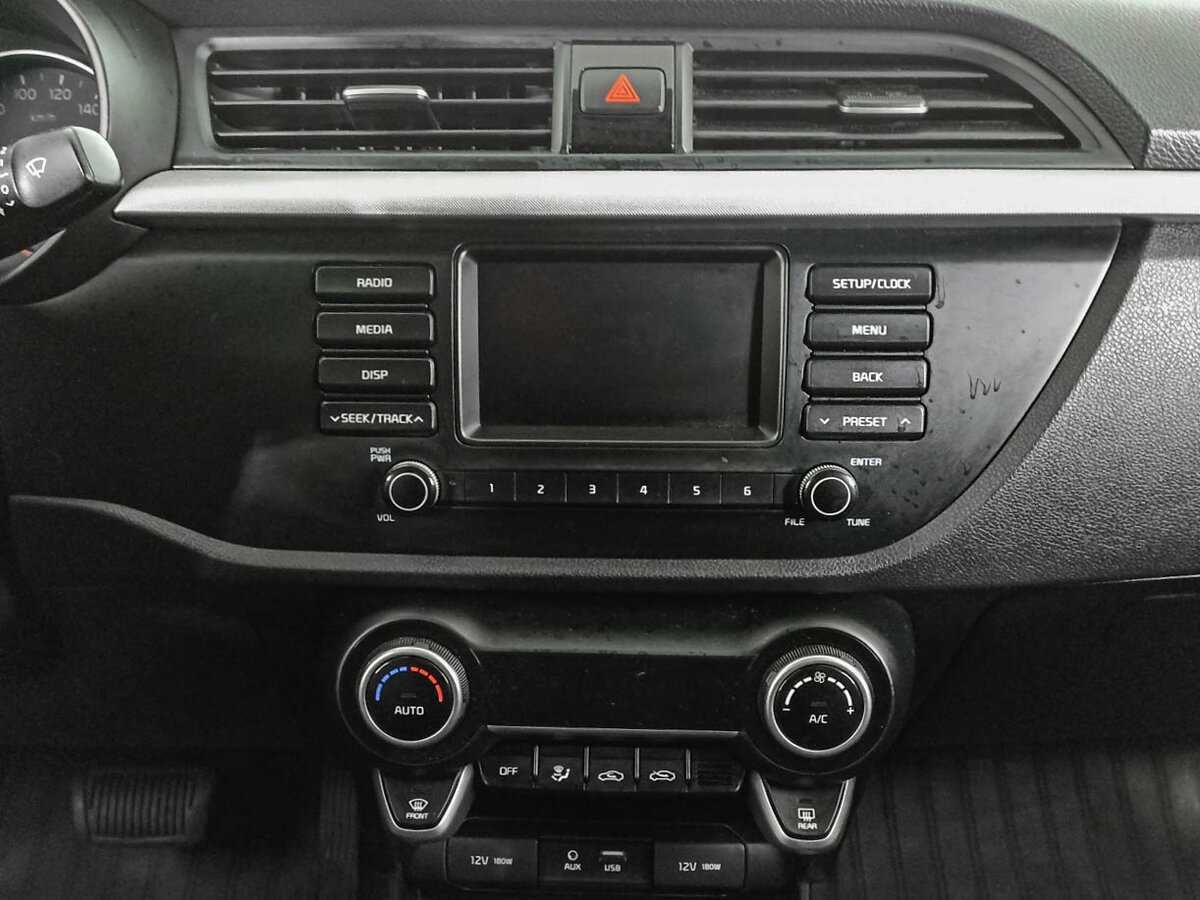 Kia Rio с пробегом — 2018 год. Фото: #14