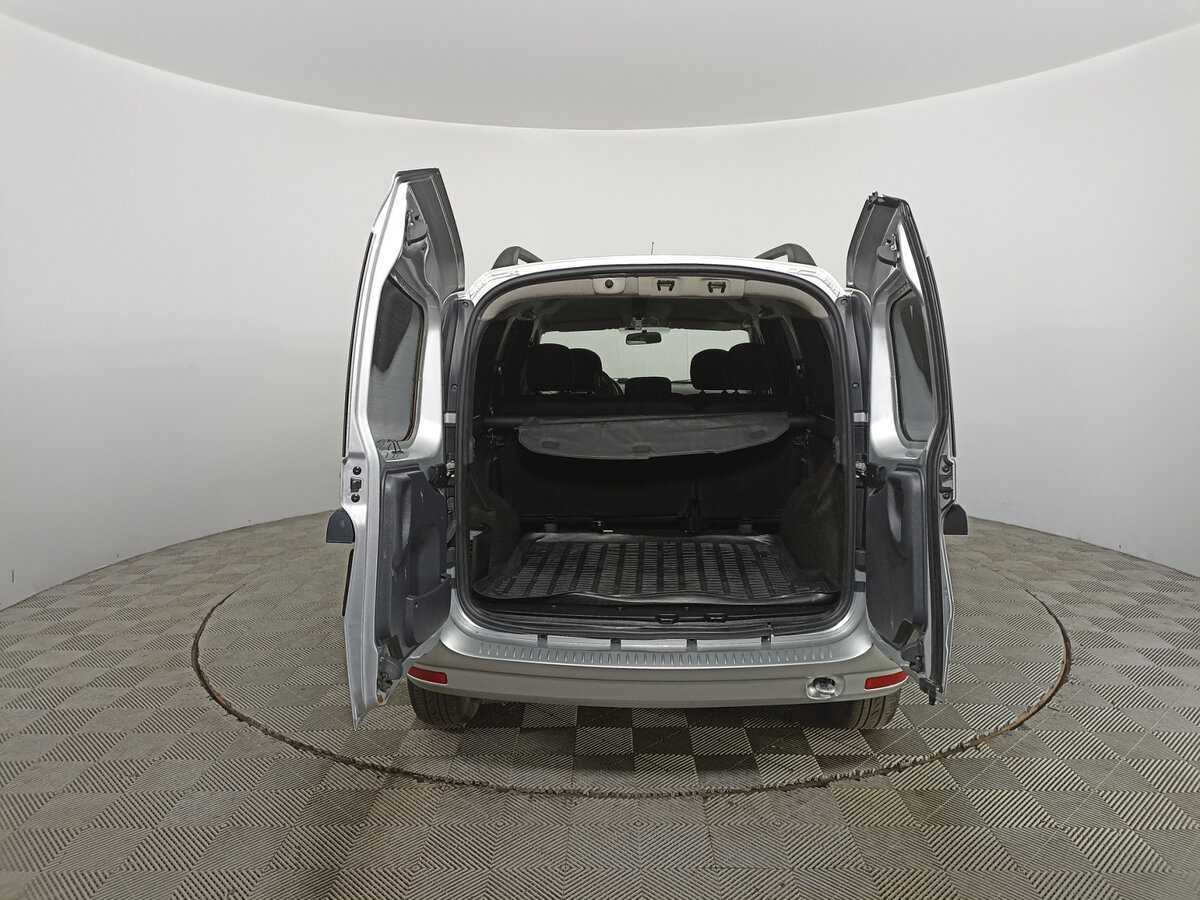 Lada (ВАЗ) Largus с пробегом — 2020 год. Фото: #8