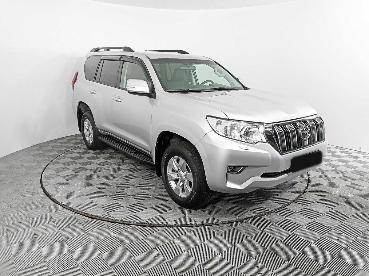 Toyota Land Cruiser Prado с пробегом — 2018 год. Фото: #2
