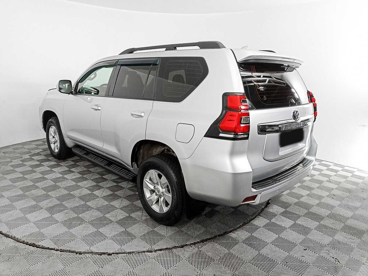 Toyota Land Cruiser Prado с пробегом — 2018 год. Фото: #6