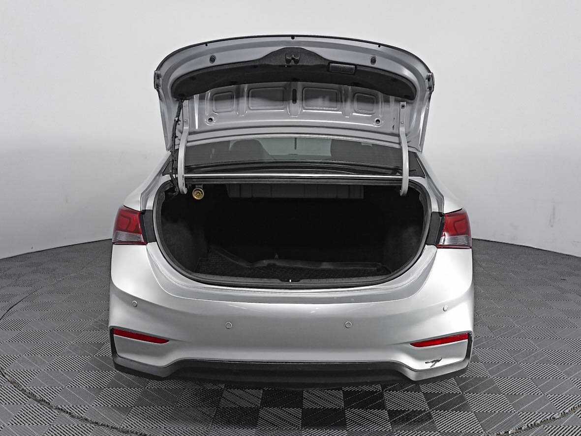 Hyundai Solaris с пробегом — 2018 год. Фото: #7