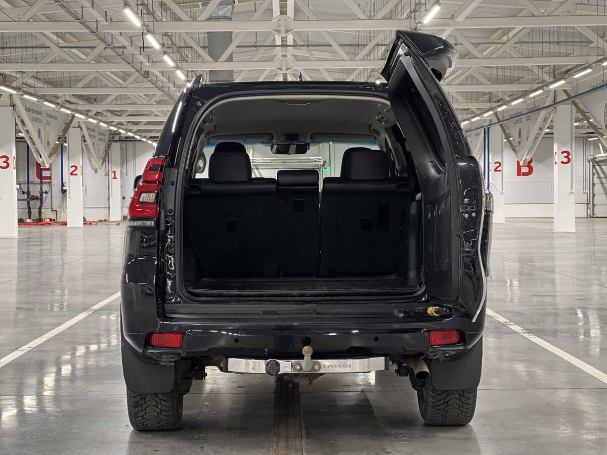 Toyota Land Cruiser Prado с пробегом — 2017 год. Фото: #9