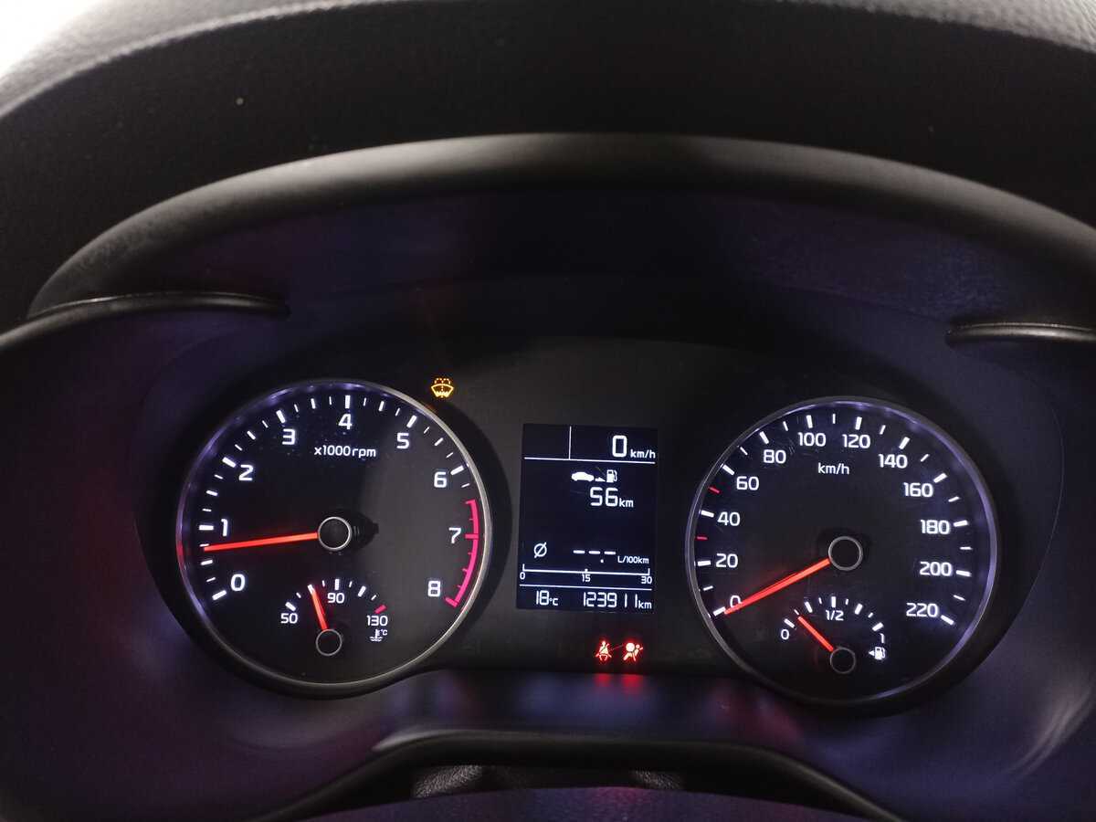 Kia Rio с пробегом — 2018 год. Фото: #10