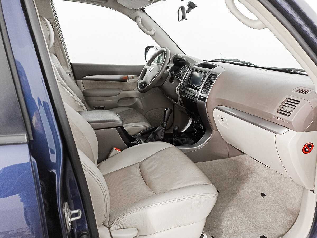 Toyota Land Cruiser Prado с пробегом — 2005 год. Фото: #10