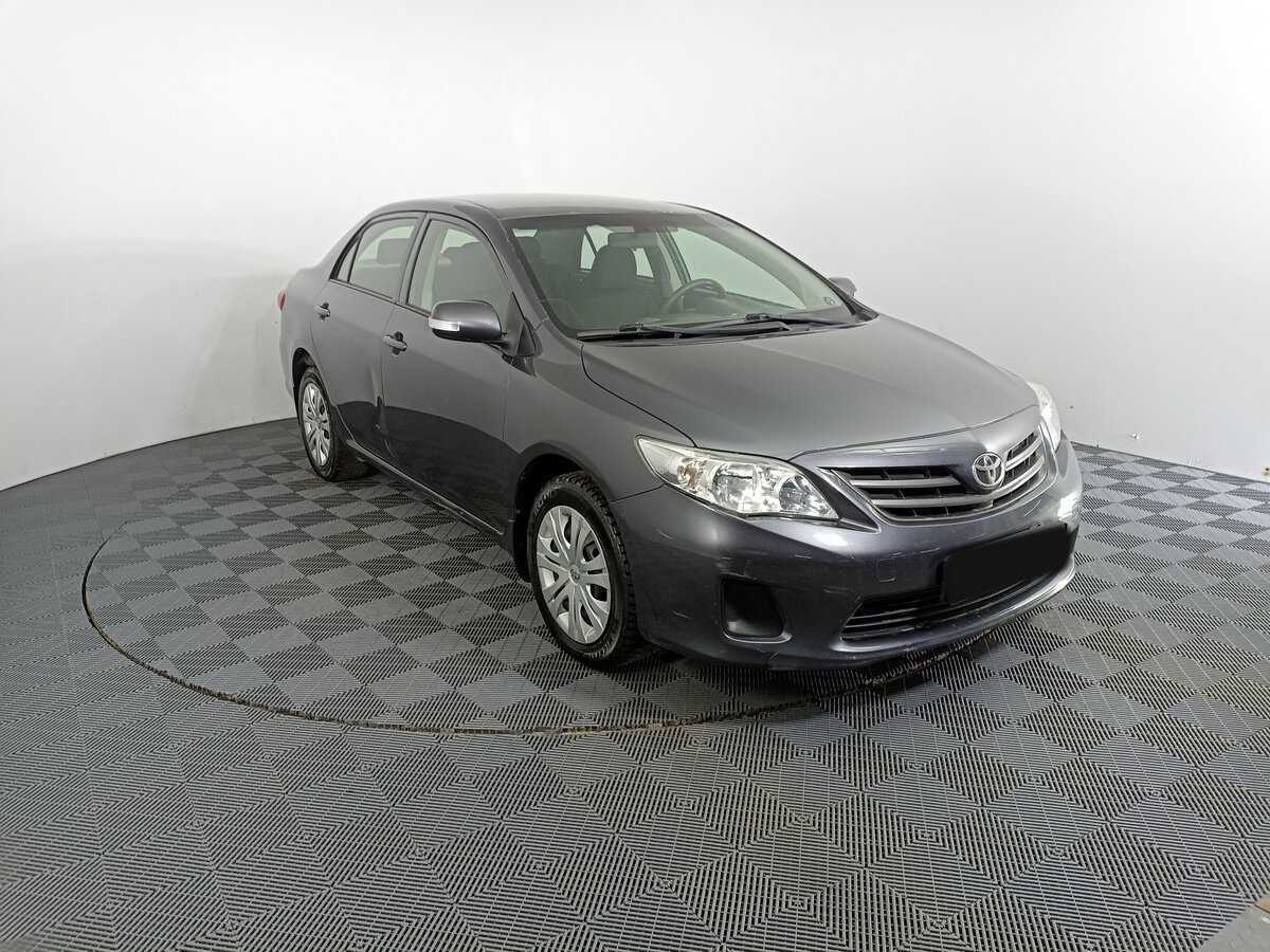 Toyota Corolla с пробегом — 2011 год. Фото: #2
