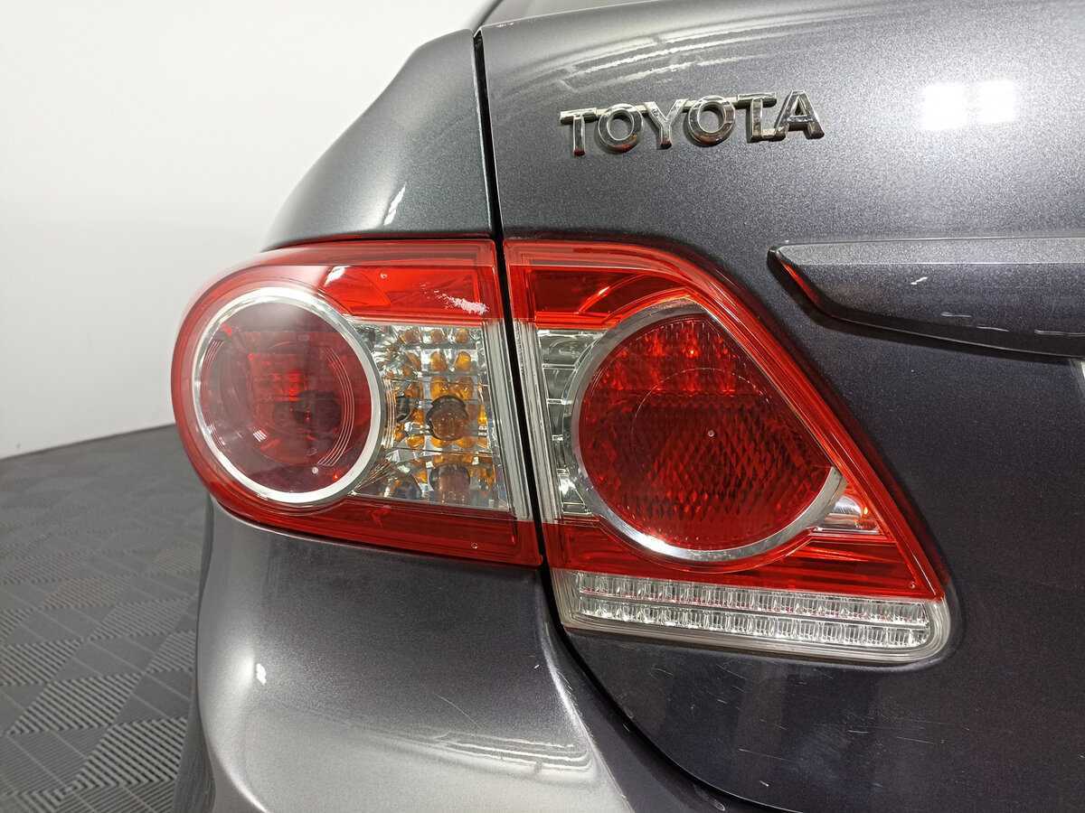 Toyota Corolla с пробегом — 2011 год. Фото: #8