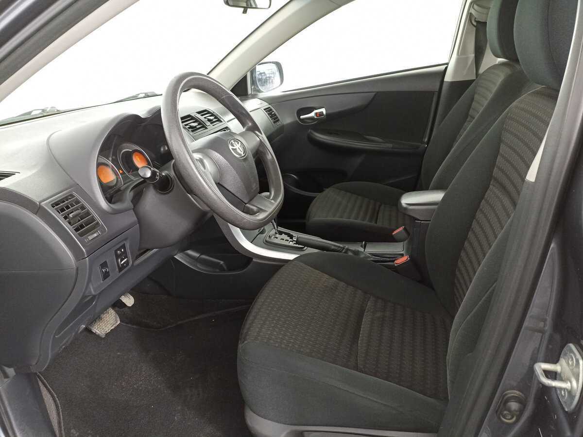 Toyota Corolla с пробегом — 2011 год. Фото: #15