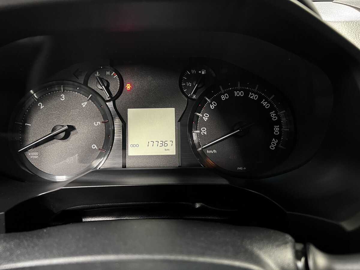 Toyota Land Cruiser Prado с пробегом — 2019 год. Фото: #12