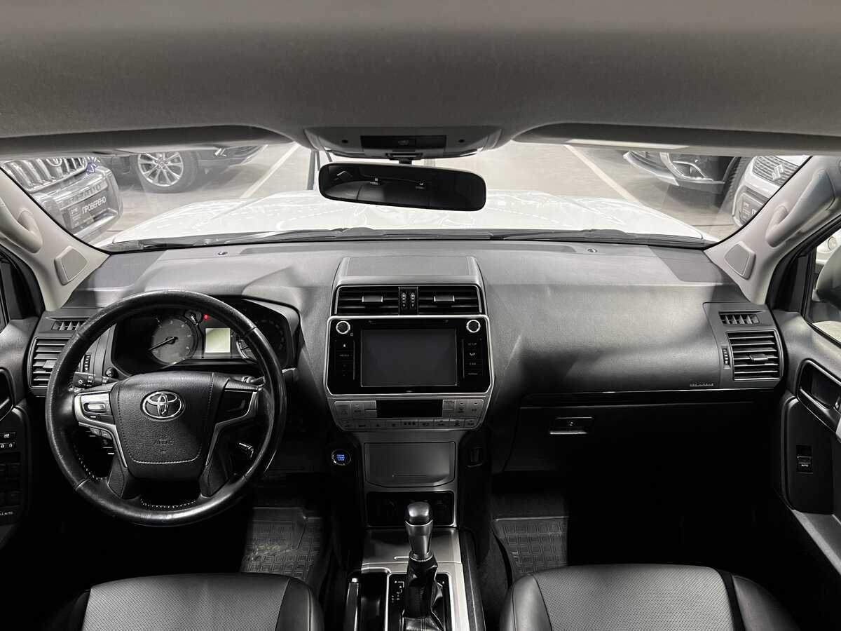 Toyota Land Cruiser Prado с пробегом — 2019 год. Фото: #13