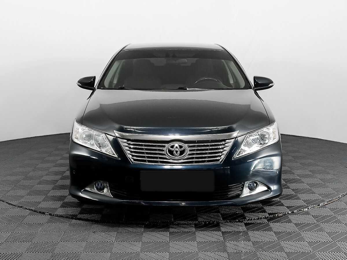 Toyota Camry с пробегом — 2014 год. Фото: #1
