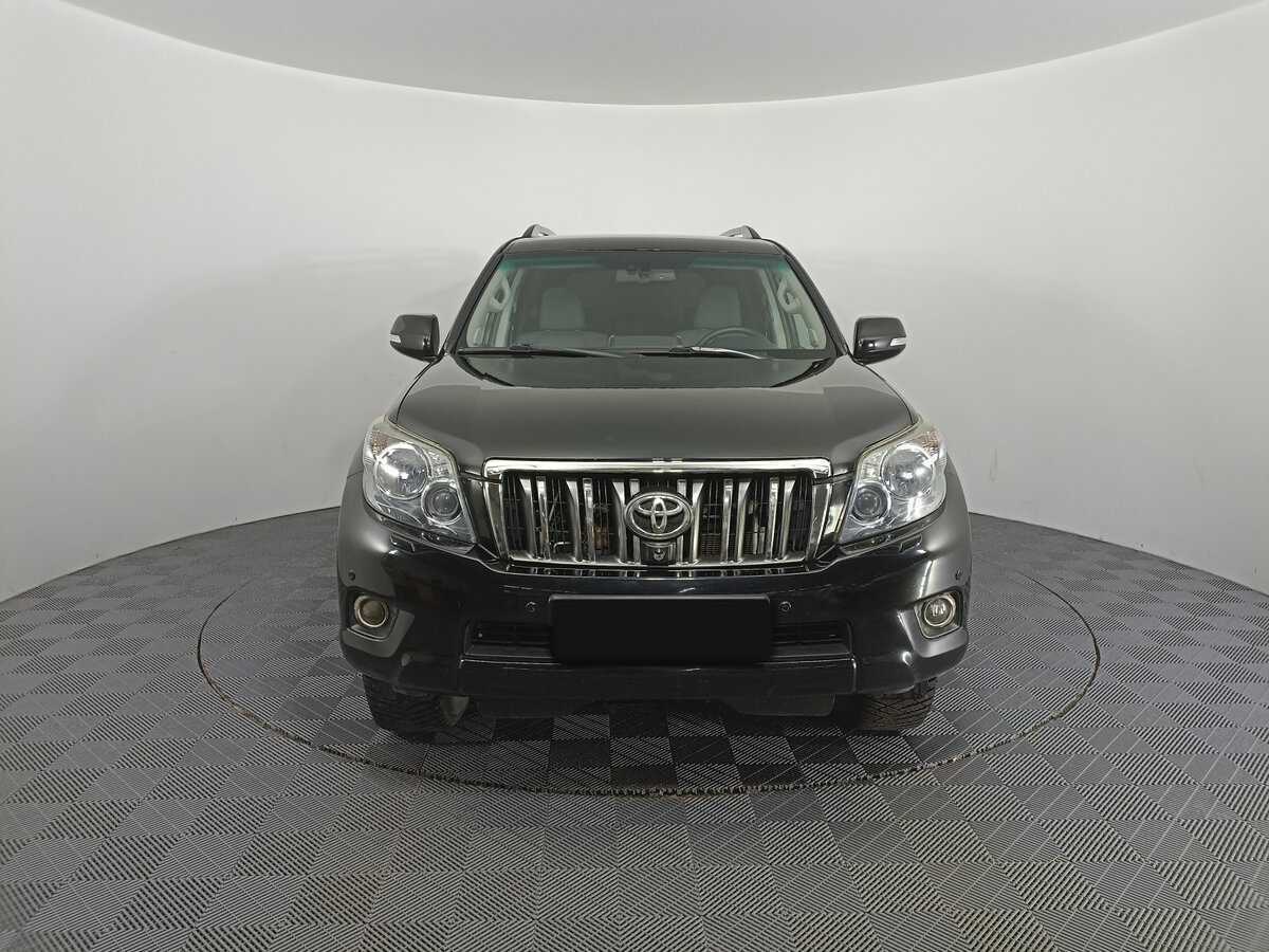 Toyota Land Cruiser Prado с пробегом — 2010 год. Фото: #1
