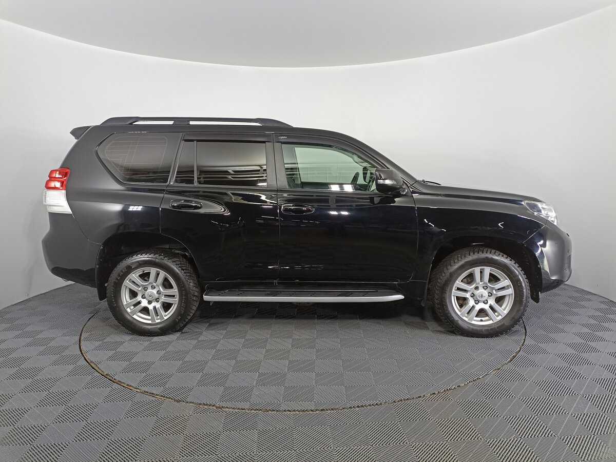 Toyota Land Cruiser Prado с пробегом — 2010 год. Фото: #3