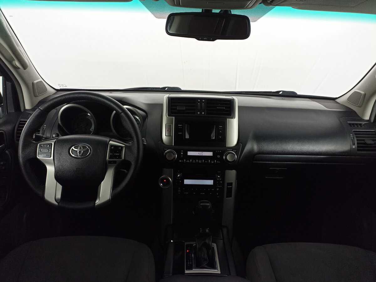 Toyota Land Cruiser Prado с пробегом — 2010 год. Фото: #13