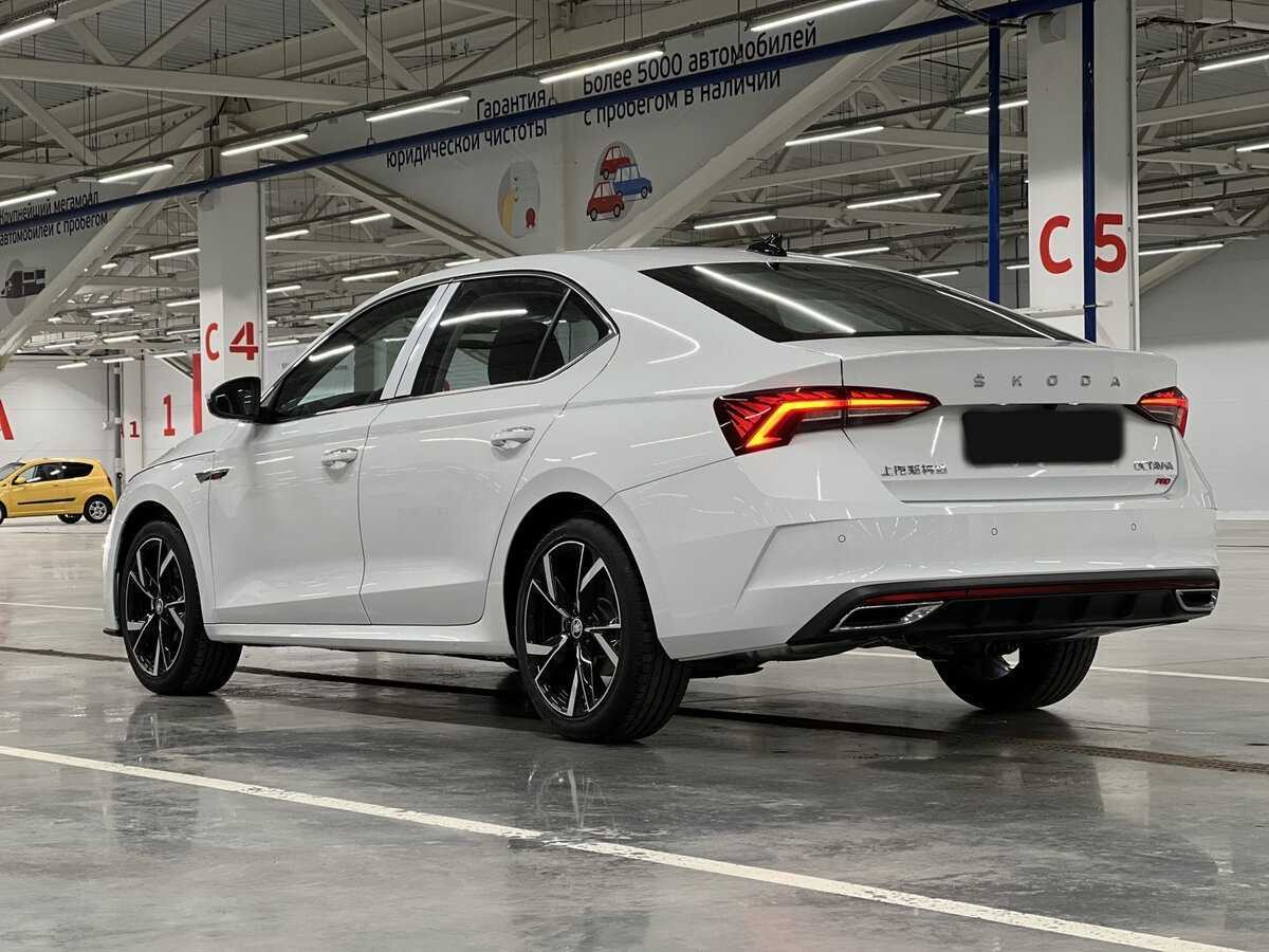 Skoda Octavia с пробегом — 2024 год. Фото: #6