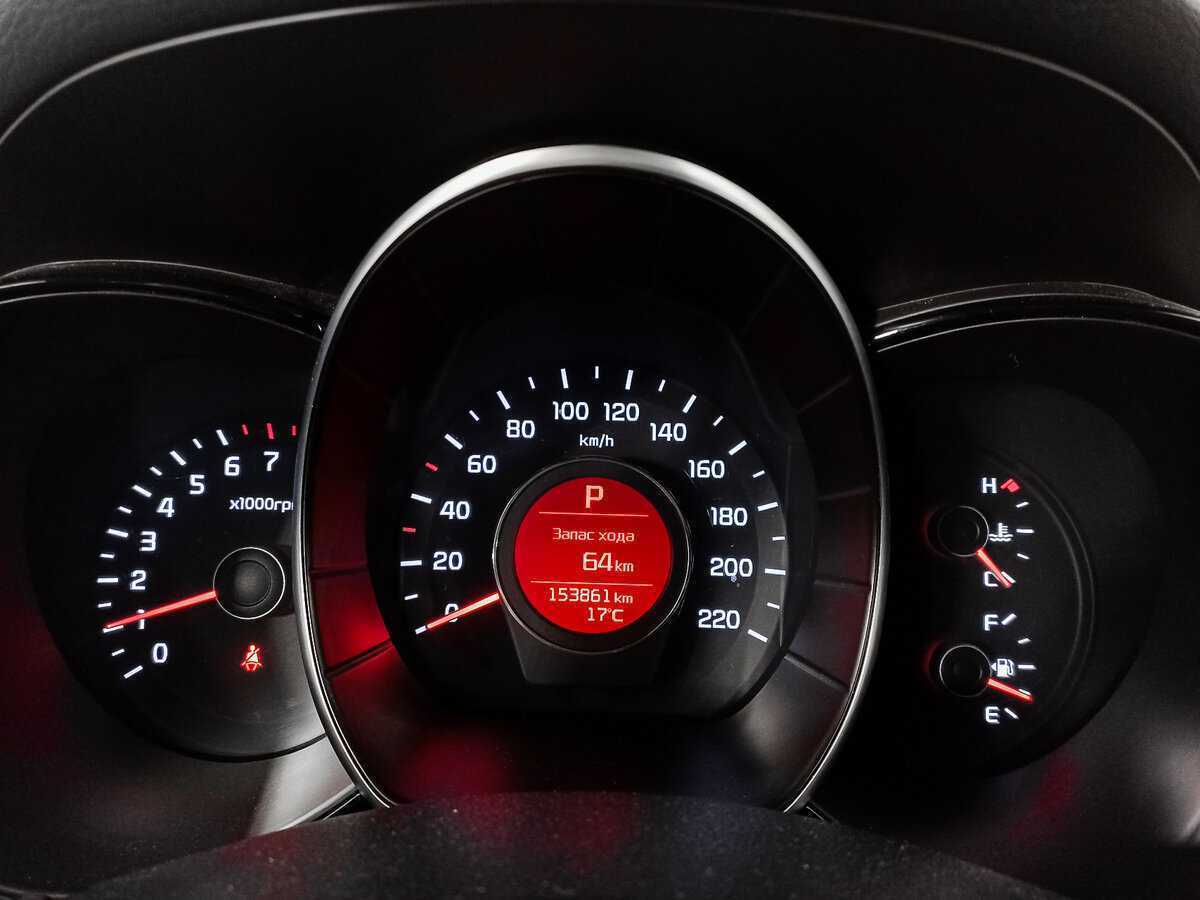 Kia Rio с пробегом — 2016 год. Фото: #10