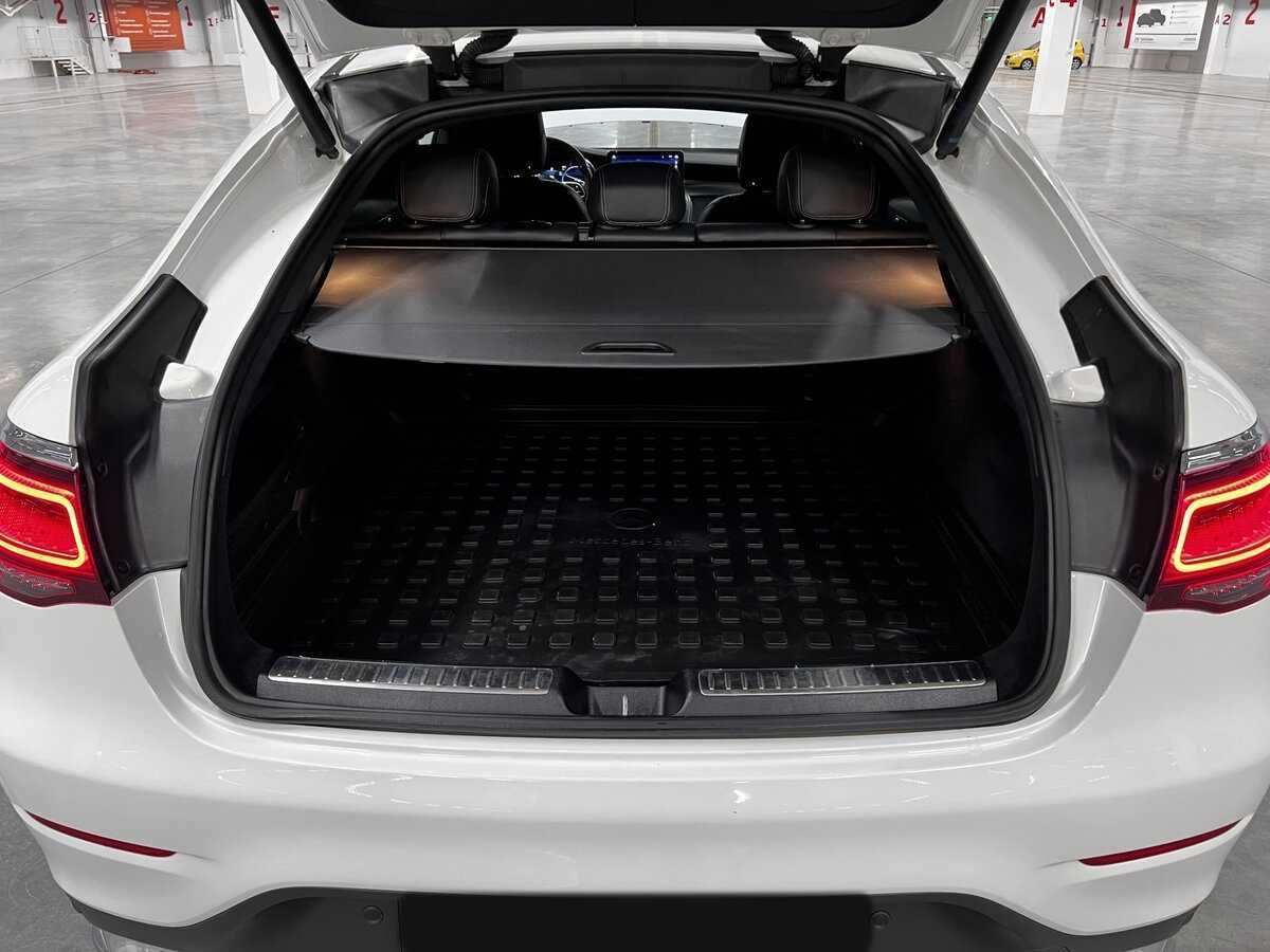 Mercedes-Benz GLC Coupe с пробегом — 2019 год. Фото: #9