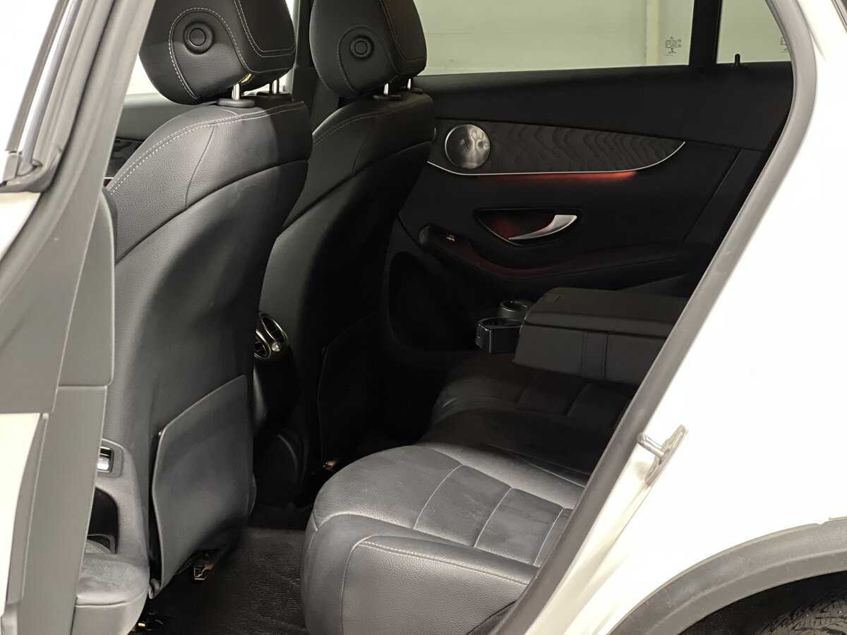 Mercedes-Benz GLC Coupe с пробегом — 2019 год. Фото: #11