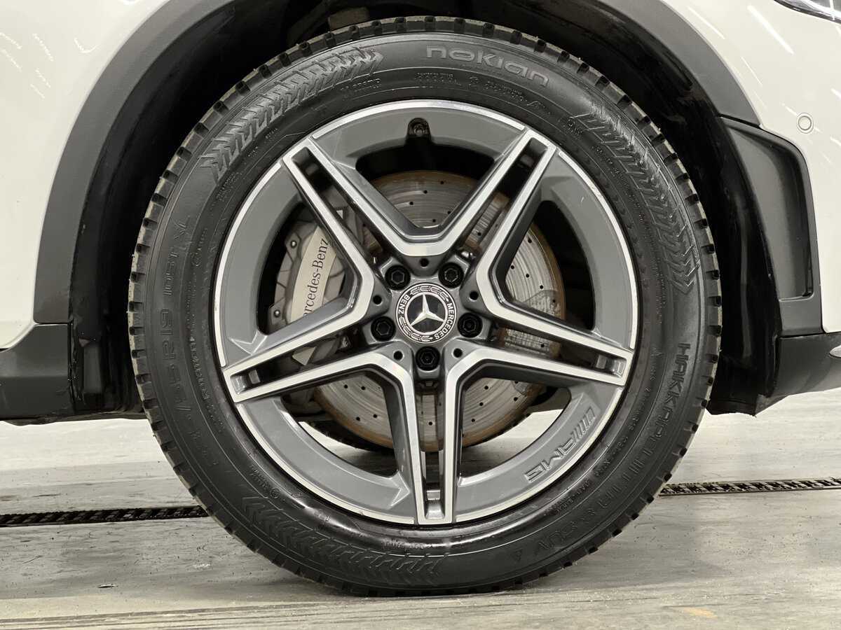 Mercedes-Benz GLC Coupe с пробегом — 2019 год. Фото: #17