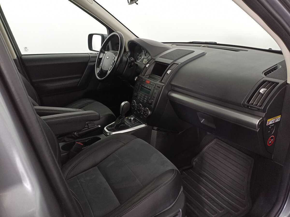 Land Rover Freelander с пробегом — 2012 год. Фото: #10