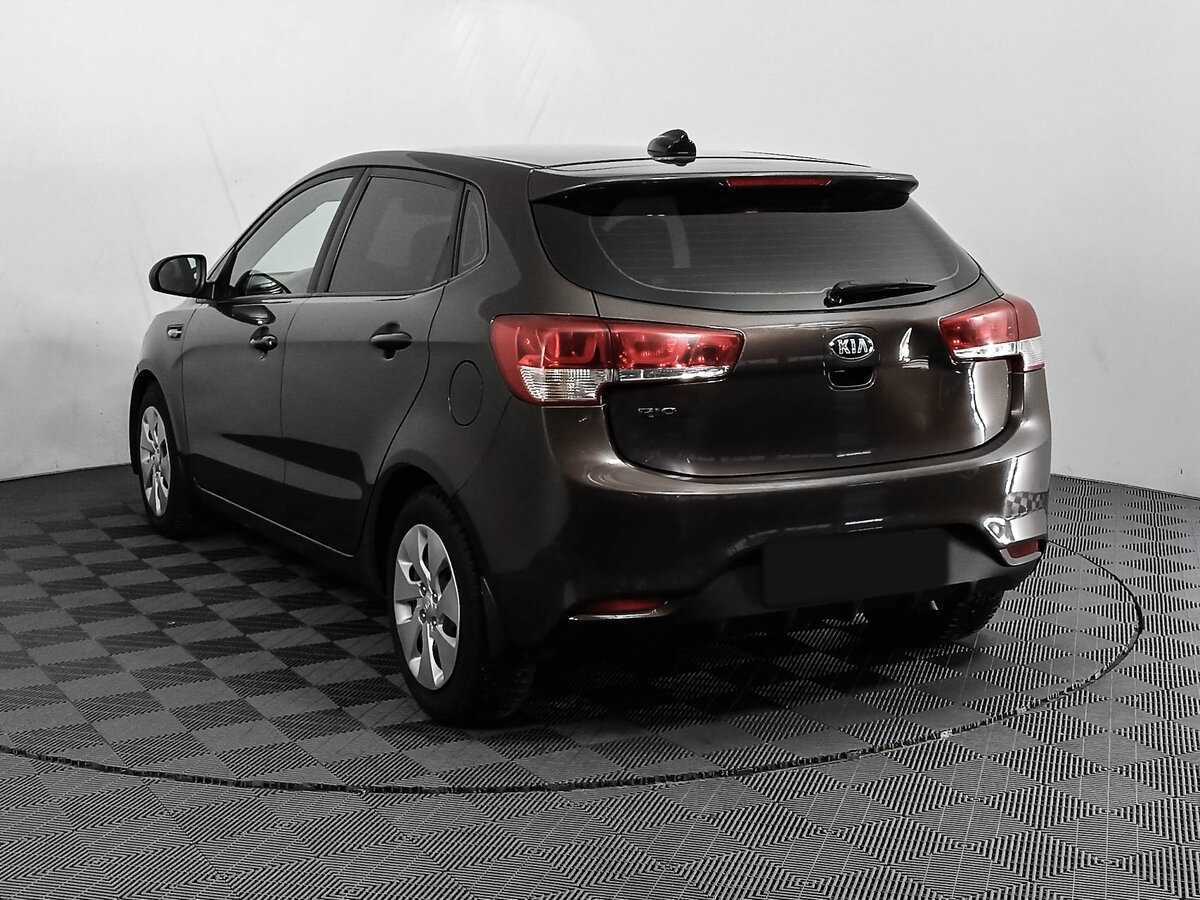 Kia Rio с пробегом — 2017 год. Фото: #6