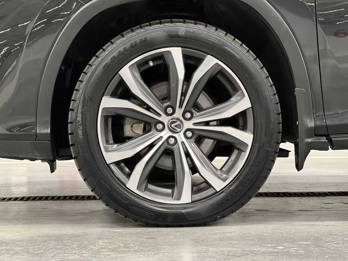 Lexus RX с пробегом — 2020 год. Фото: #17
