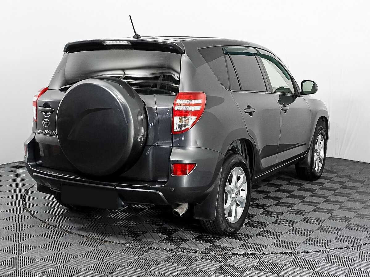 Toyota RAV4 с пробегом — 2011 год. Фото: #3