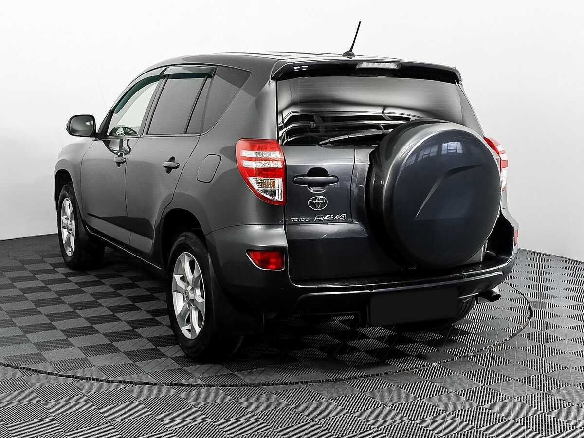 Toyota RAV4 с пробегом — 2011 год. Фото: #5