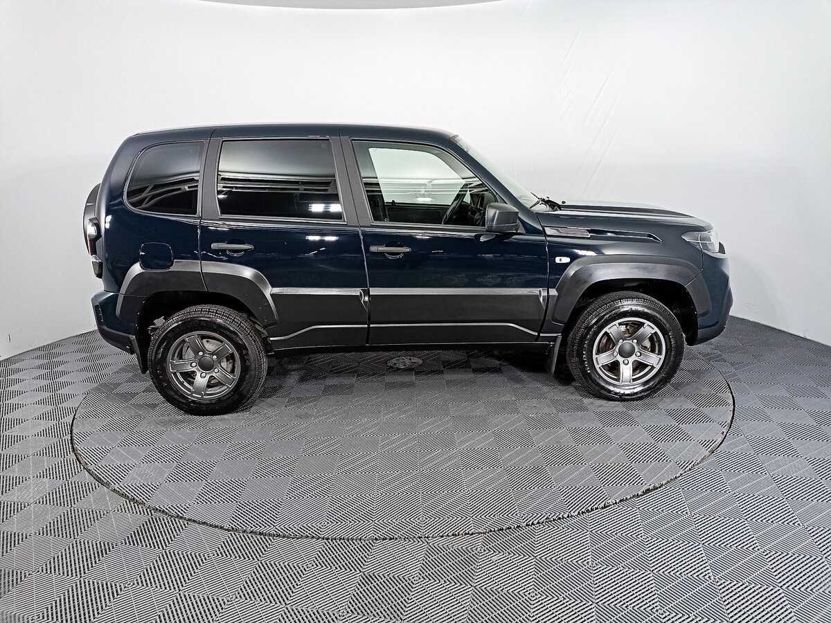 Lada (ВАЗ) Niva с пробегом — 2023 год. Фото: #3