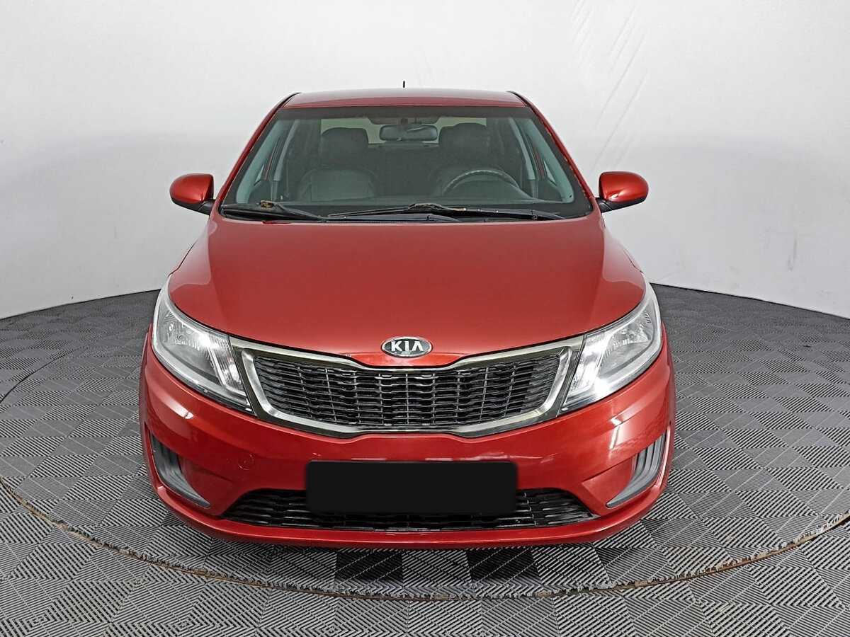 Kia Rio с пробегом — 2011 год. Фото: #1