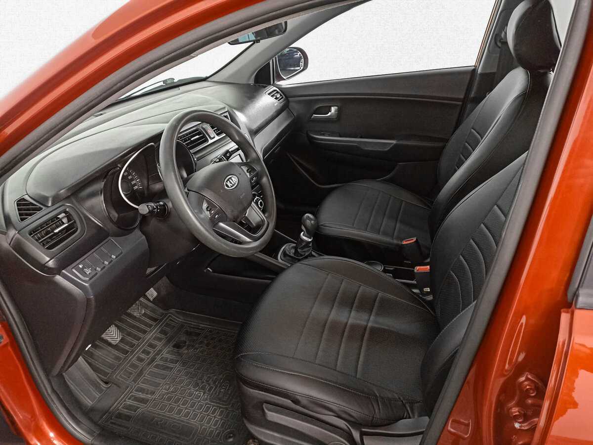 Kia Rio с пробегом — 2011 год. Фото: #15