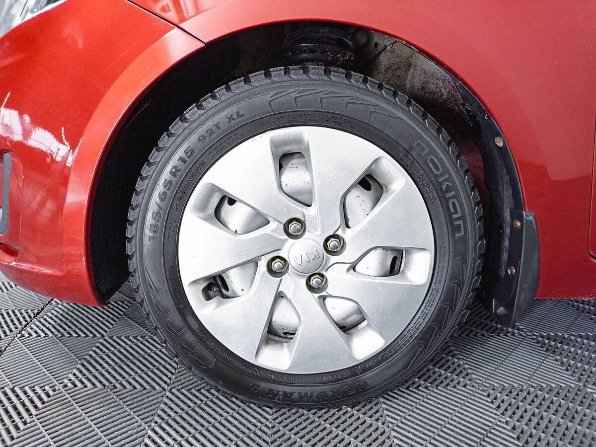 Kia Rio с пробегом — 2011 год. Фото: #17