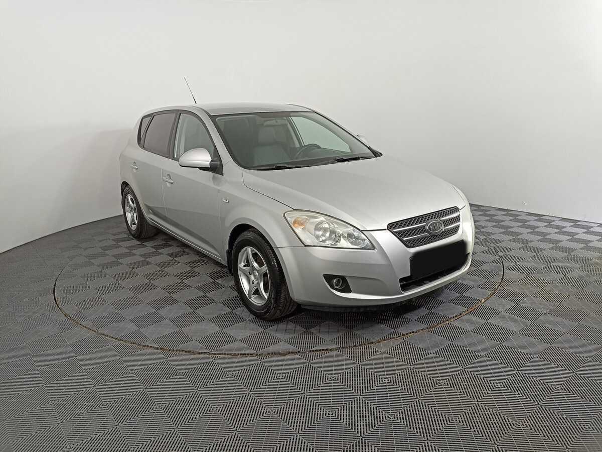 Kia Ceed с пробегом — 2009 год. Фото: #2