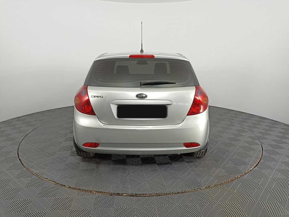 Kia Ceed с пробегом — 2009 год. Фото: #5