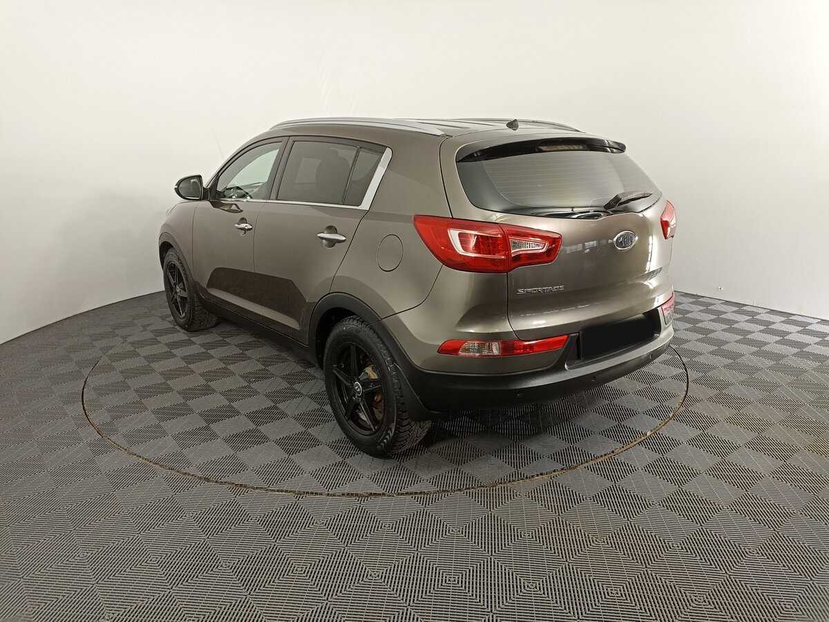 Kia Sportage с пробегом — 2011 год. Фото: #6