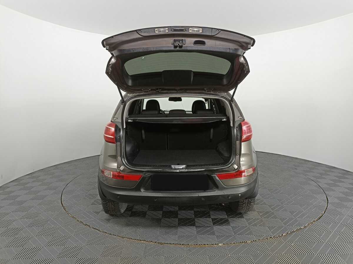 Kia Sportage с пробегом — 2011 год. Фото: #9