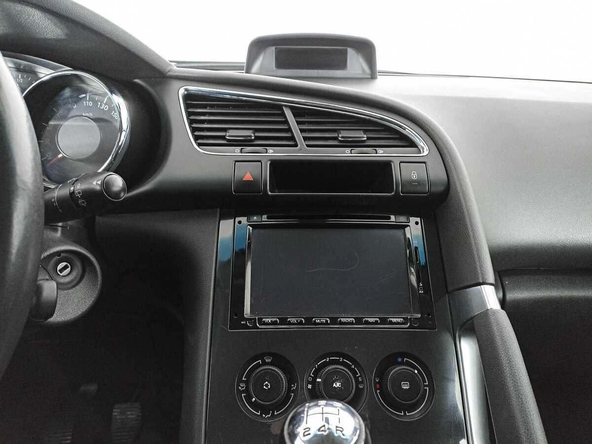 Peugeot 3008 с пробегом — 2012 год. Фото: #11