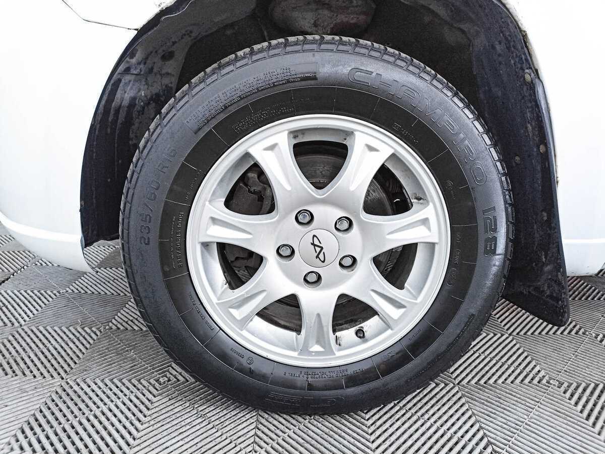 Chery Tiggo (T11) с пробегом — 2014 год. Фото: #17