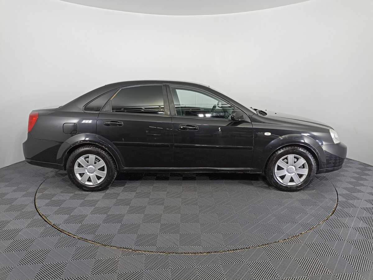 Chevrolet Lacetti с пробегом — 2008 год. Фото: #3