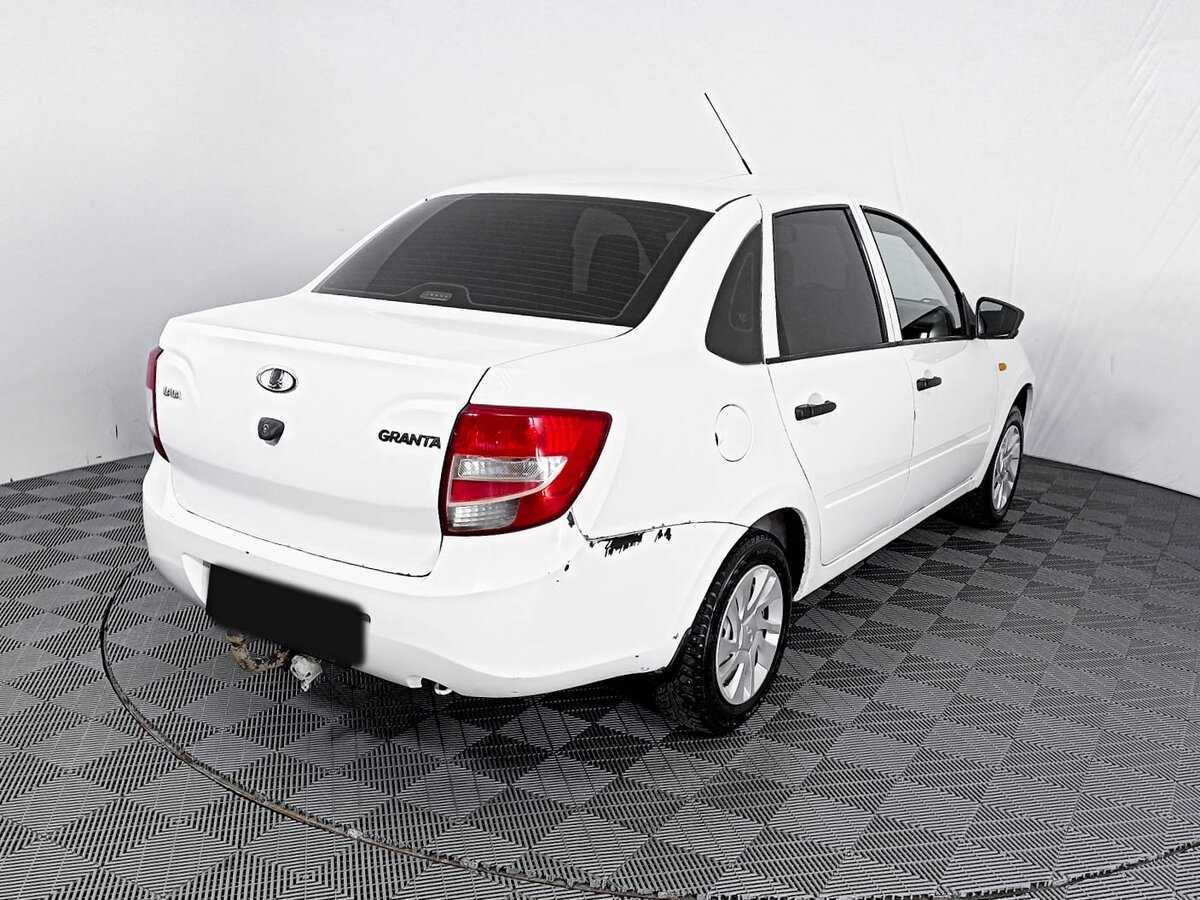 Lada (ВАЗ) Granta с пробегом — 2014 год. Фото: #4