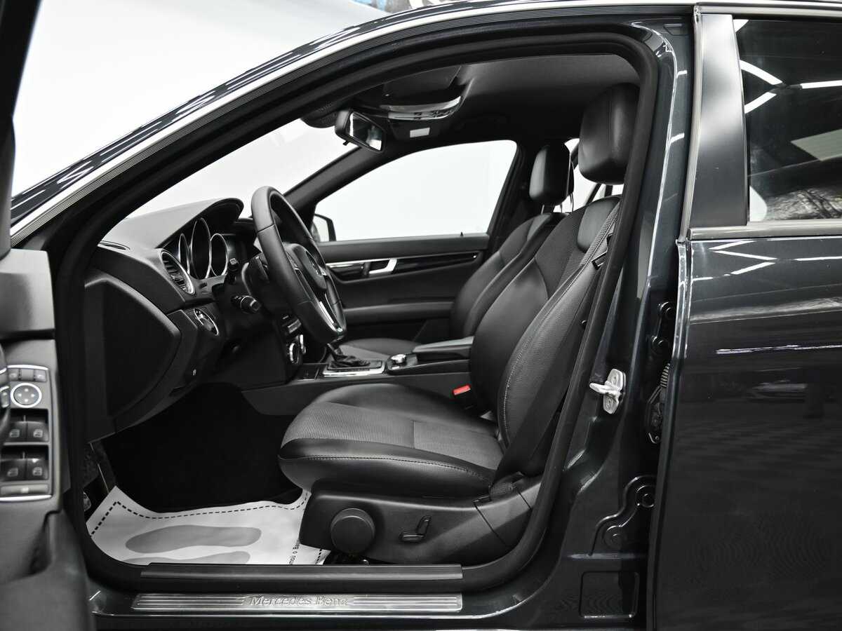 Mercedes-Benz C-Класс с пробегом — 2011 год. Фото: #6