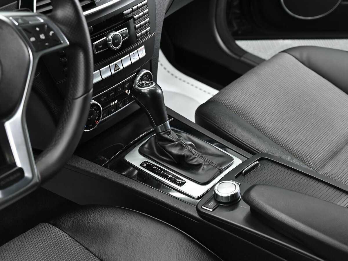 Mercedes-Benz C-Класс с пробегом — 2011 год. Фото: #9