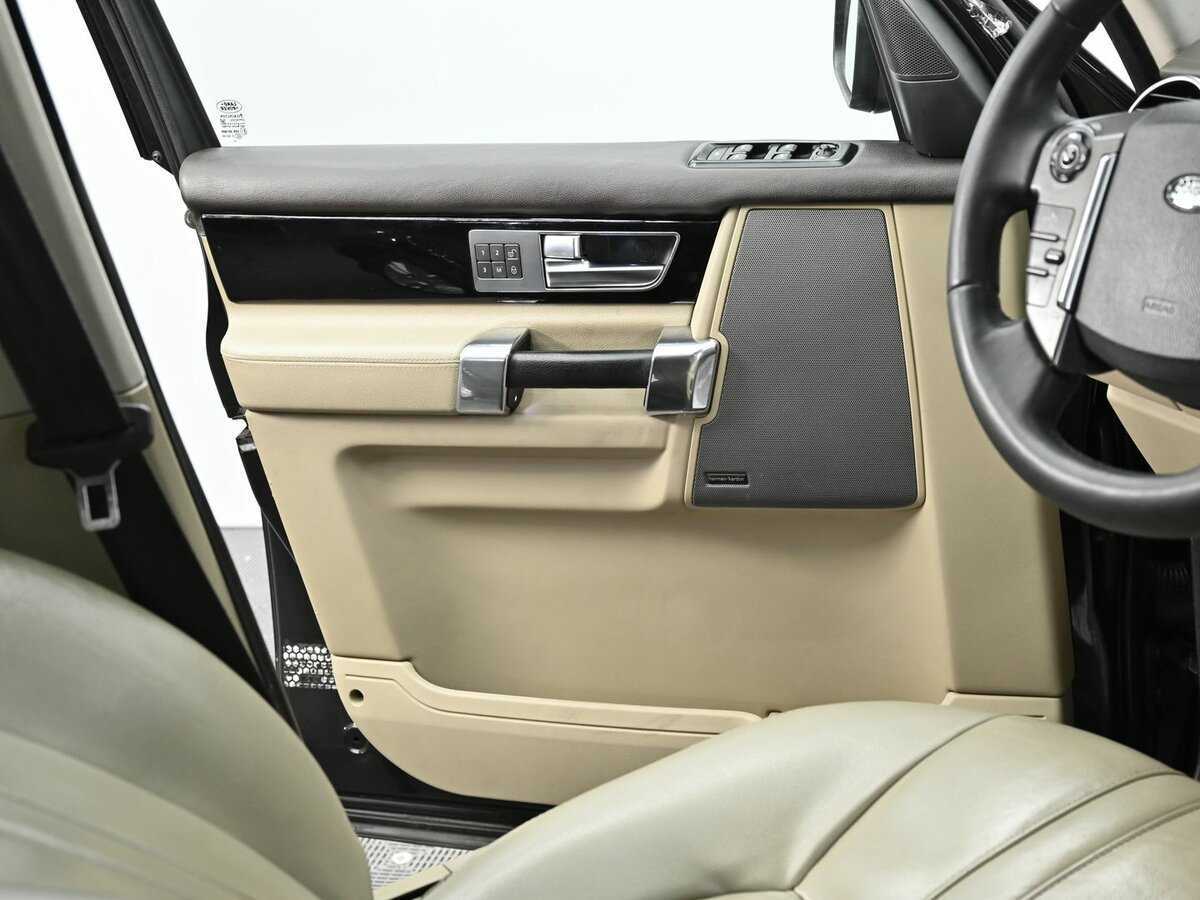 Land Rover Discovery с пробегом — 2010 год. Фото: #6