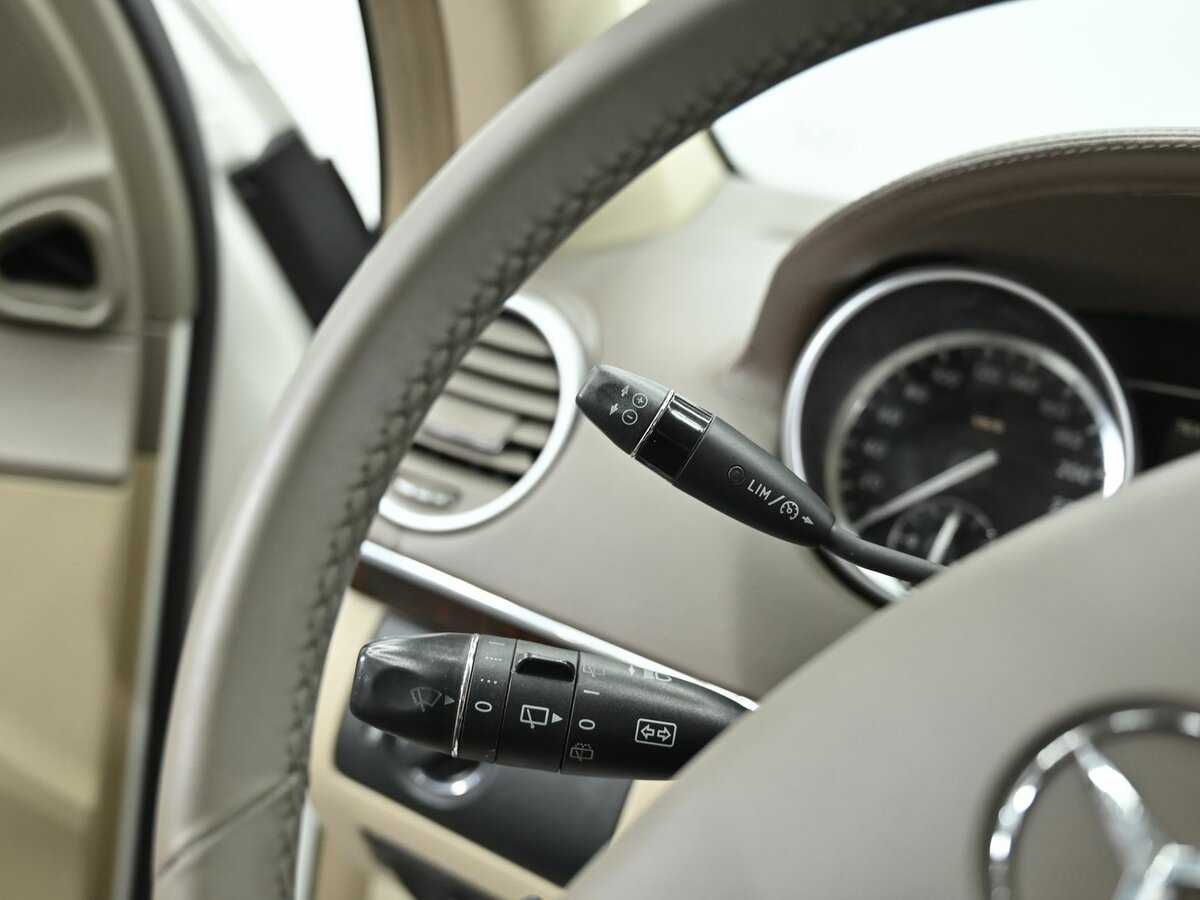 Mercedes-Benz GL-Класс с пробегом — 2010 год. Фото: #9