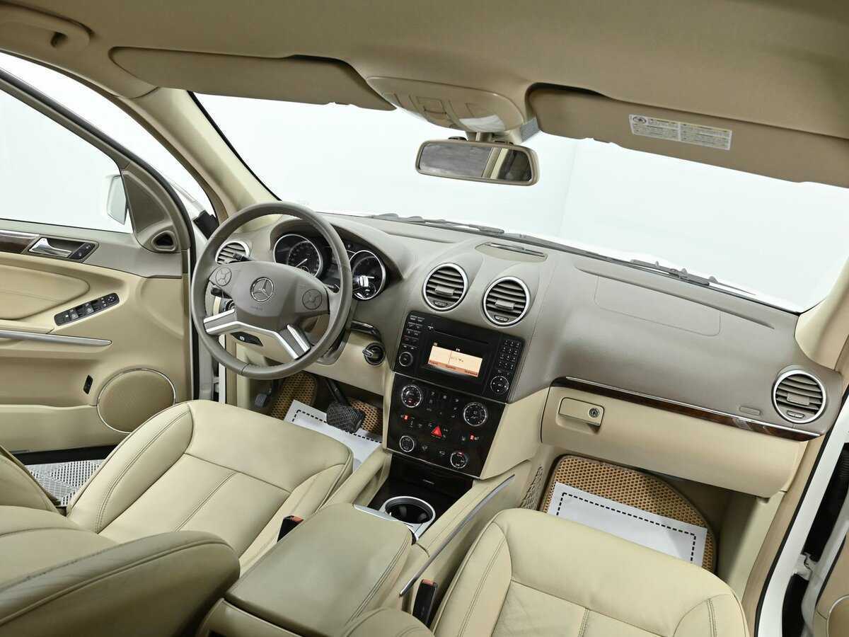 Mercedes-Benz GL-Класс с пробегом — 2010 год. Фото: #11