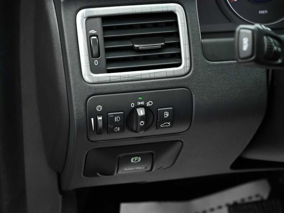 Volvo XC70 с пробегом — 2010 год. Фото: #6