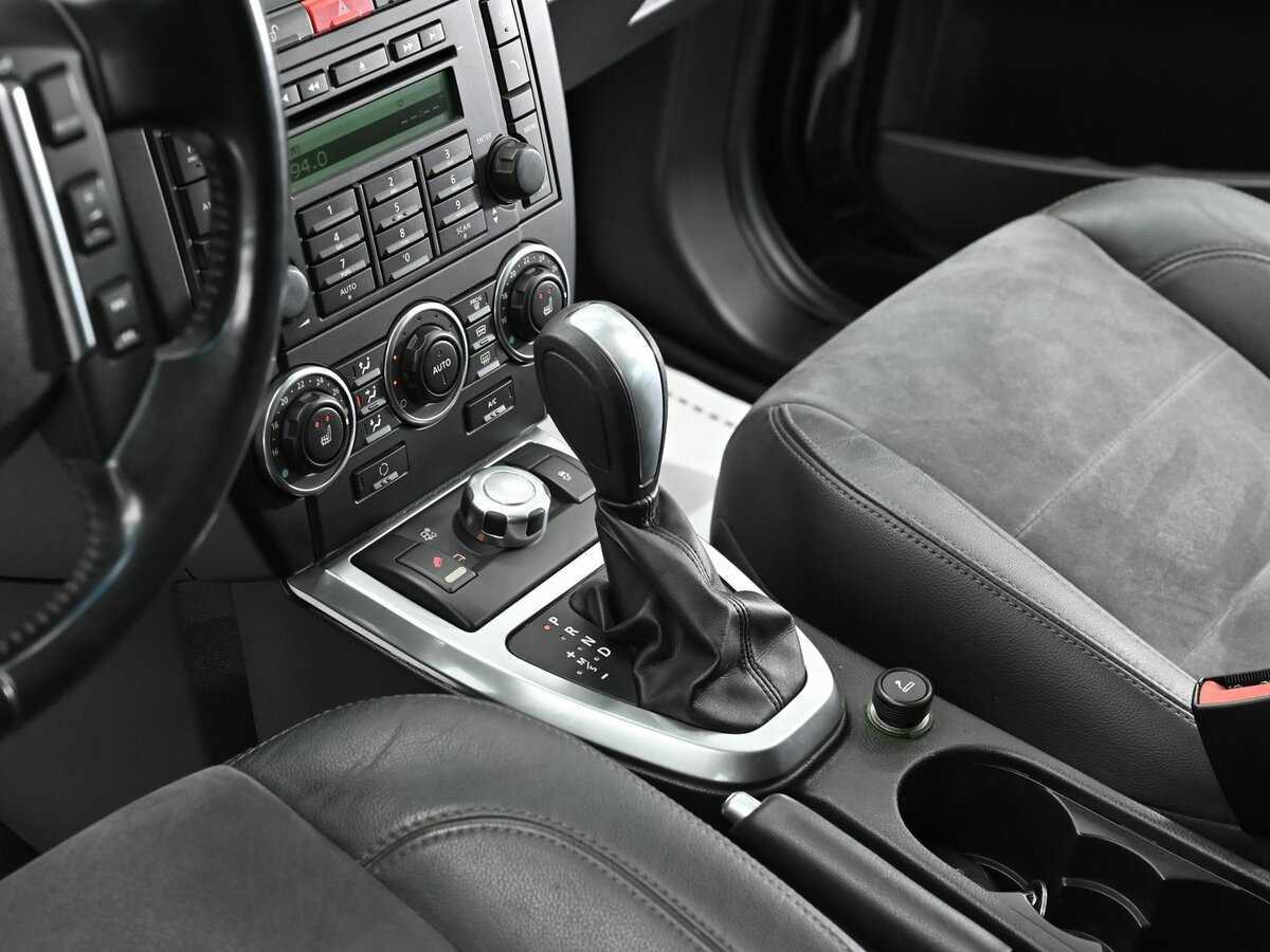 Land Rover Freelander с пробегом — 2010 год. Фото: #12